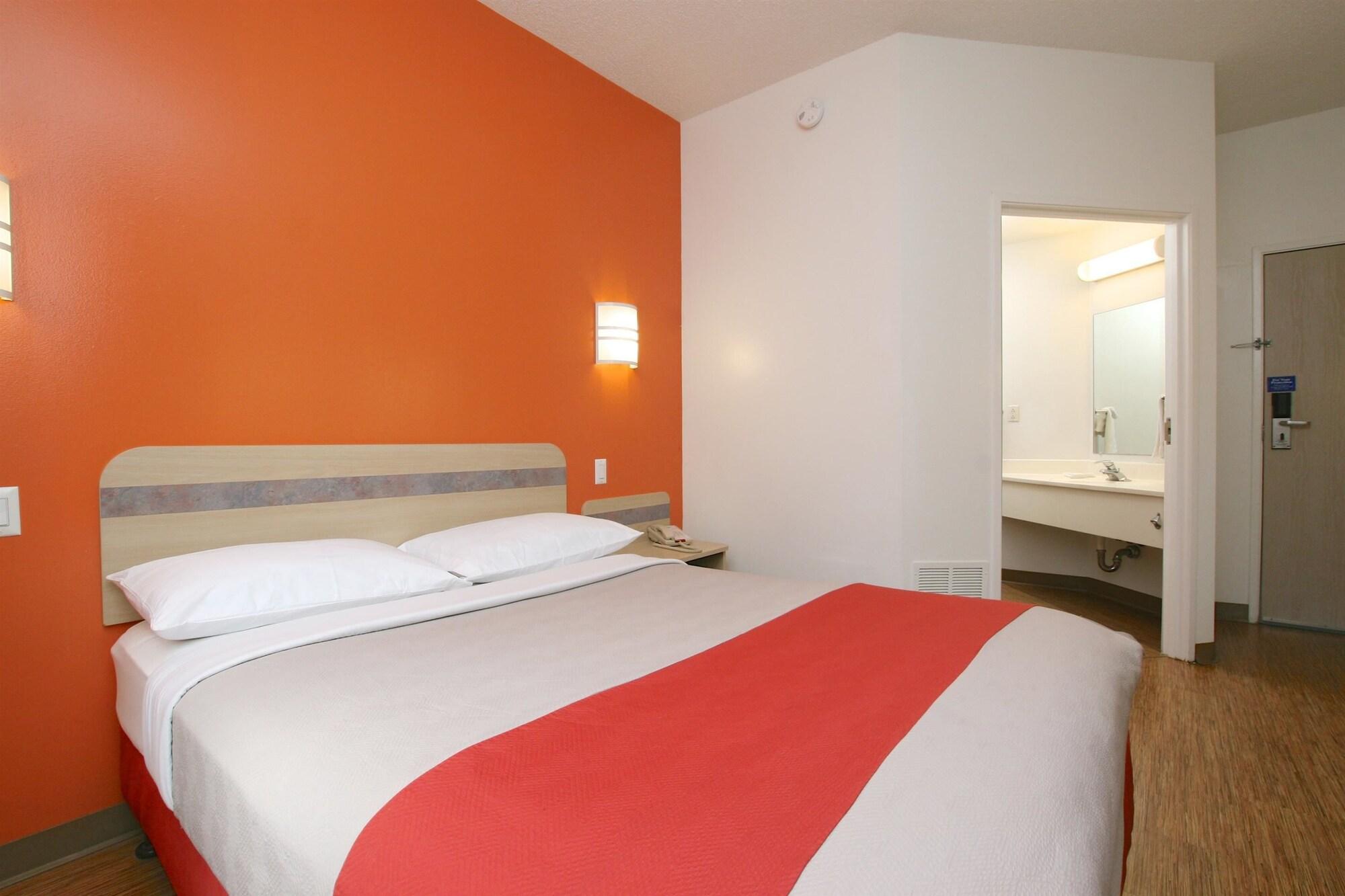 Motel 6-Colchester, Vt - Берлингтон Экстерьер фото