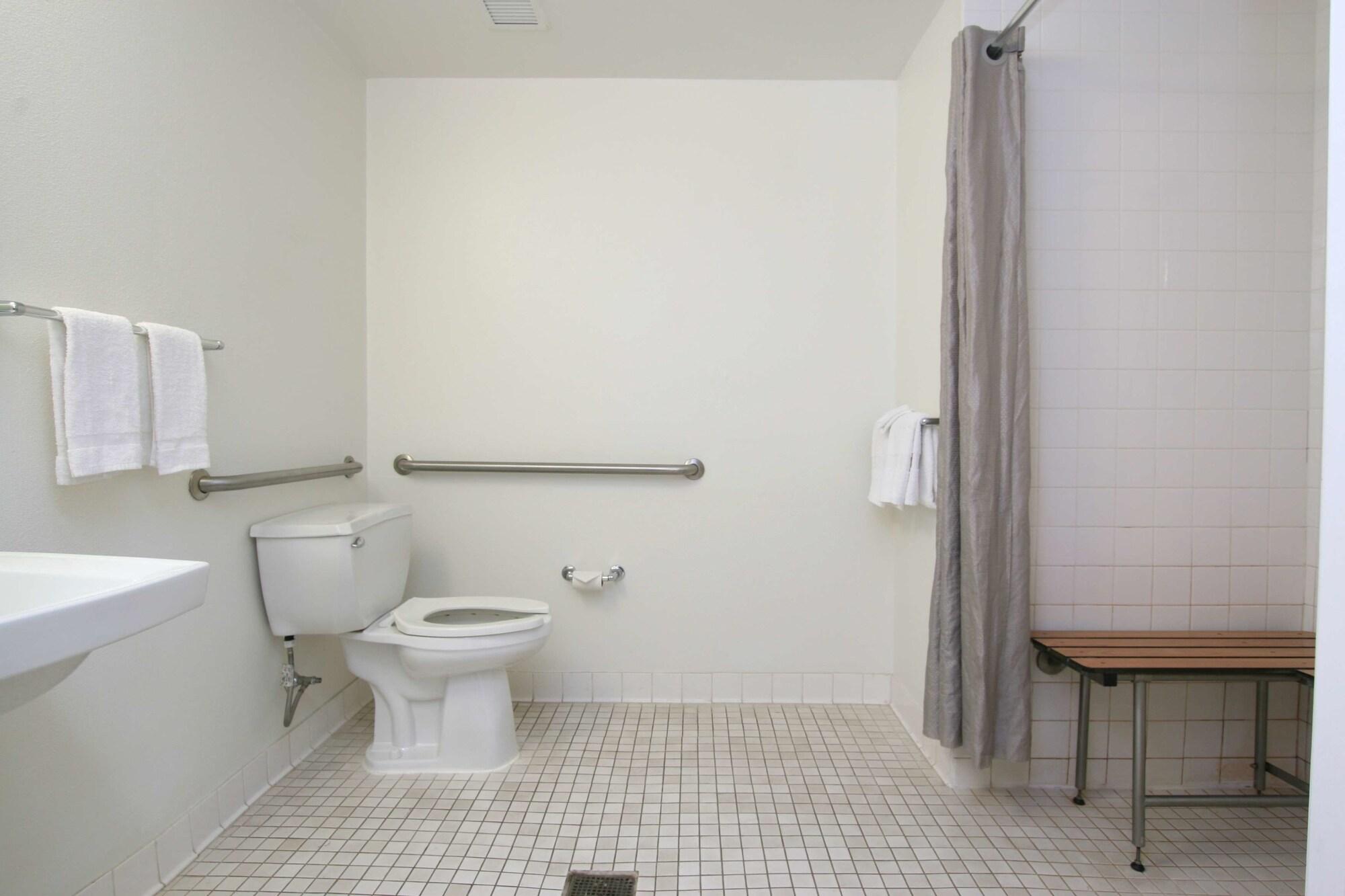 Motel 6-Colchester, Vt - Берлингтон Экстерьер фото