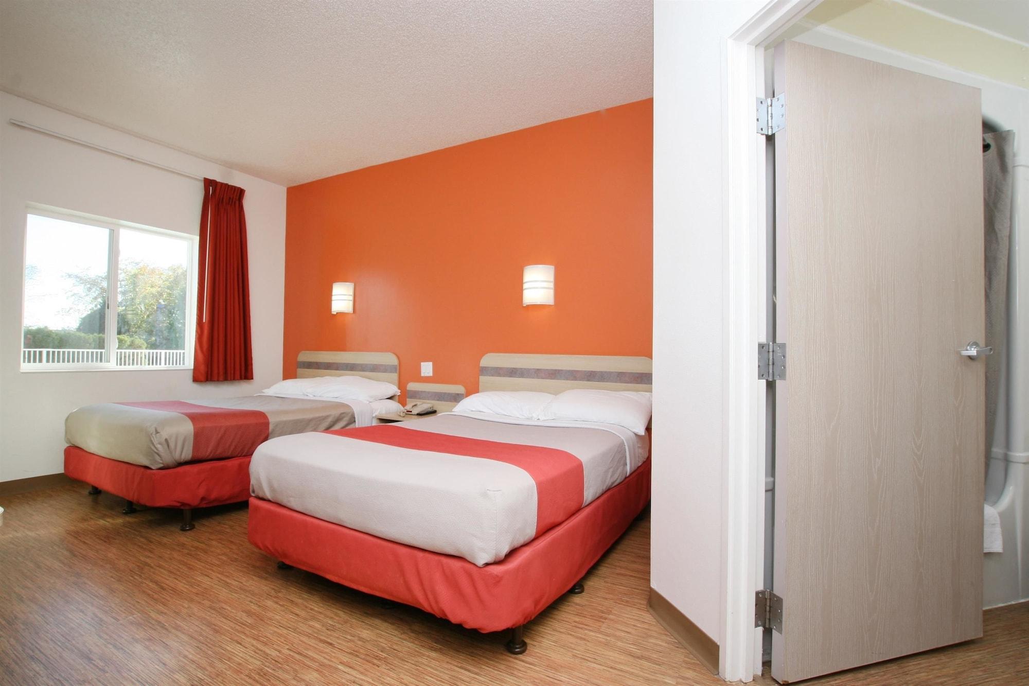 Motel 6-Colchester, Vt - Берлингтон Экстерьер фото